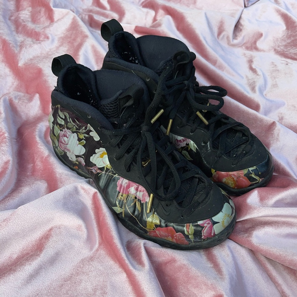 Nike Foamposites Floral Valentines Day Shoe